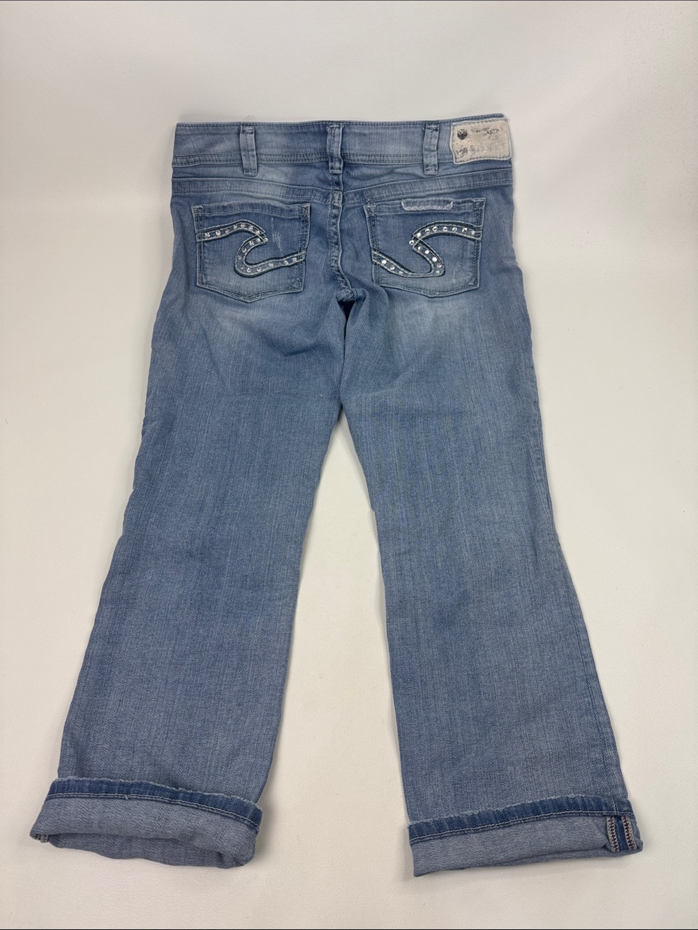 Silver Jeans Light Blue Cropped Suki Capri Jeans Studded Back Pockets Size 30